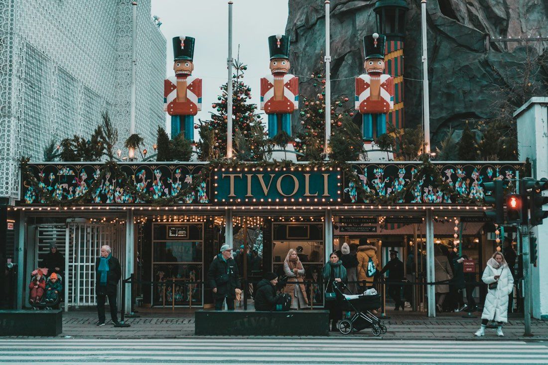 Вход в Tivoli